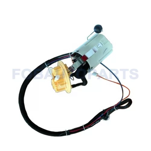 Auto Parts Fuel Pump Assembly For Volvo V70 2.5TDI 1999-2007 1582980136 30761736 - image 4